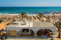 Smaragdine Beach Hotel Отели в г. 