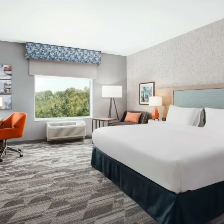 Hampton Inn by Hilton Bellingham Airport
