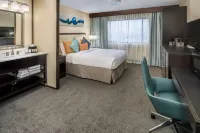Embassy Suites by Hilton Seattle Tacoma International Airport - parking
