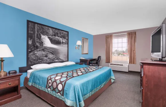 恩斯維爾速8酒店