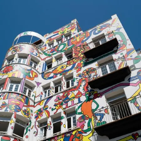 Hotel Artmadams Отели рядом с достопримечательностью «Торговый центр El Corte Ingles»