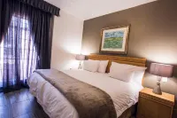 Airport Inn and Suites