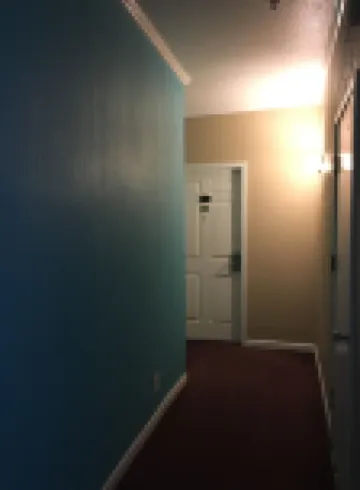 阿爾法套房酒店