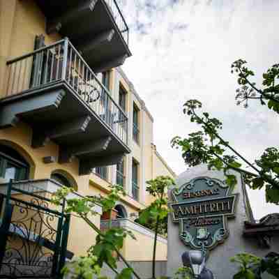 Amfitriti Palazzo Hotel Exterior