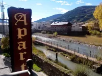 Tierra Boutique, Tierra Suites y Tierra Valles Apartamentos Отели в г. Альто-Гальего
