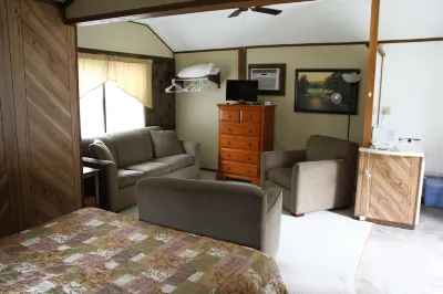 Kennebunk Gallery Motel and Cottages Hotels in Kennebunk