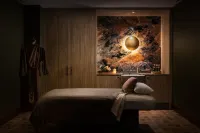 Disney's Grand Californian Hotel & Spa