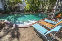 The Beach Motel Hervey Bay Hotels in Torquay
