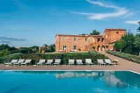 Casale Cardini Hotels in Bettolle