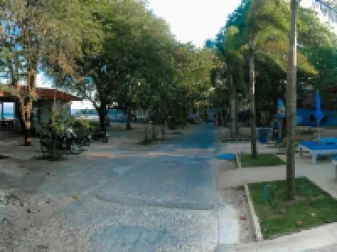 ชมจันทร์ โฮสเทล โรงแรมในเกาะพยาม