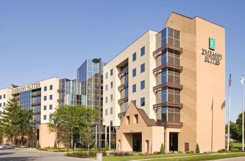 Embassy Suites by Hilton St. Louis Airport