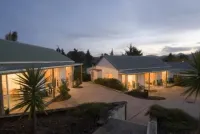 Pauanui Pines Motor Lodge Hotels in Pauanui