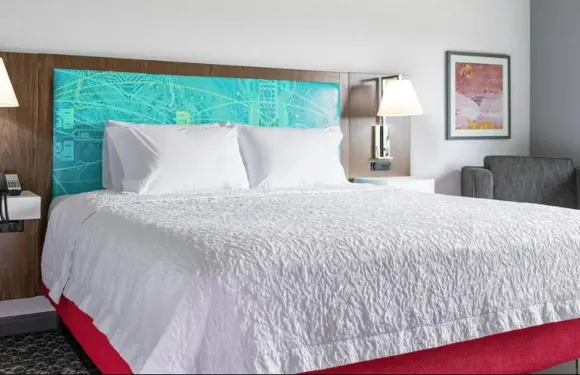 豪威爾歡朋套房酒店