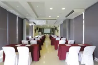Play la Ploen Boutique Resort Hotels in Amphoe Khu Mueang