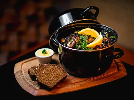 Shannon Springs Hotel Отели в г. Клэр