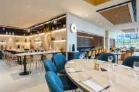 Courtyard by Marriott Paris Charles de Gaulle Central Airport Hotels in Val-d'Oise