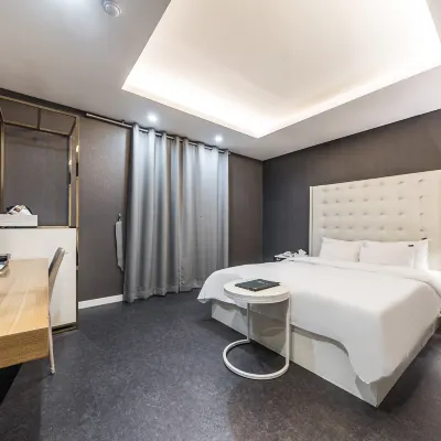 Hotel Cullinan DaeChi Hotels near Seolleung Station