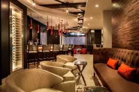 DoubleTree by Hilton Largo-Washington DC - بار