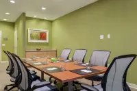 Home2 Suites by Hilton Canton Hotels in Plain Township