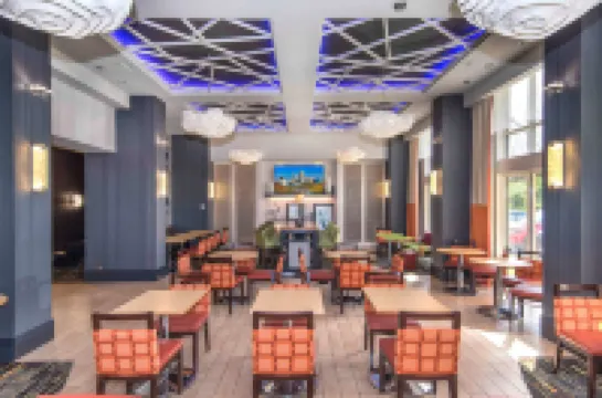 ハンプトン・イン & スイーツ ローリー ダーハム エアポート - ブライヤー クリーク