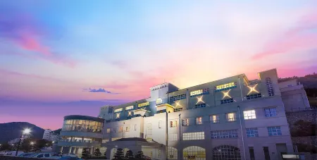 Gyeongju Mauna Ocean Resort Отели в г. Кенджу