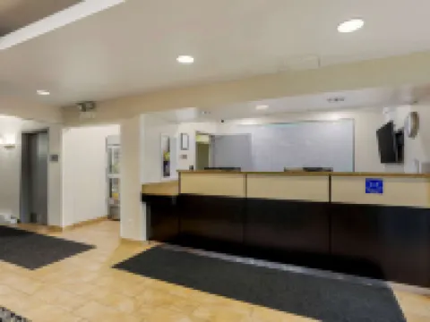 コンフォート イン & スイーツ マウント ローレル  フィラデルフィア マウント・ローレルのホテル