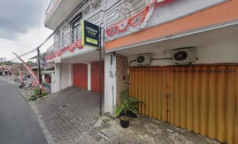 Urbanview Hotel Near Jatim Park 3 by RedDoorz