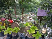 Pondok Wisata Jaden Trawas Mojokerto Hotels in Trawas