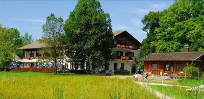 Zum Fischer am See Hotels near Badeplatz Schraml