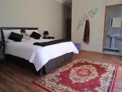 Buckleys Guest Accommodation - parking