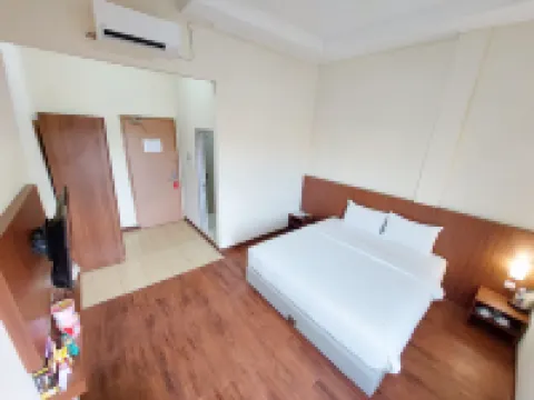 Hotel Bina Darma