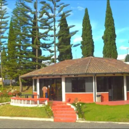 Quito Airport Suites Hotel
