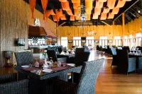 Royal Nadi Resort - 4-Star