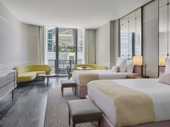 SLS Lux Brickell