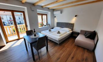 Apartments Hlapi with Spa