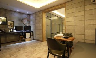 Yeosu Hakdong JA Self Check-in Motel