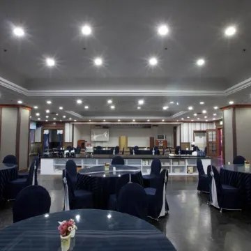 Winners Tourist Hotel Отели рядом с достопримечательностью «Пляж Вансан»
