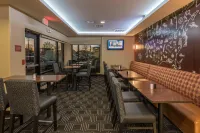 TownePlace Suites Dallas DeSoto - breakfast