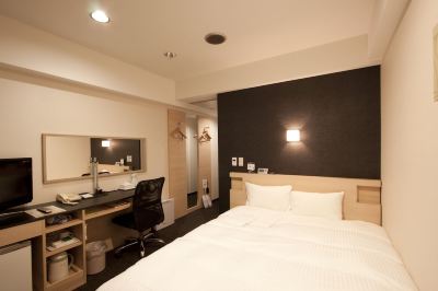 セミダブル（禁煙） スマイルホテル京都四条の写真