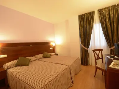 Hotel Campos de Castilla Hotel dekat Soria
