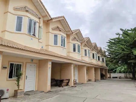 Romruedee Resort