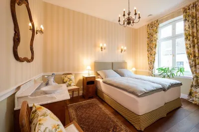 Rooms Gut Heidefeld Отели в г. Хальдерн