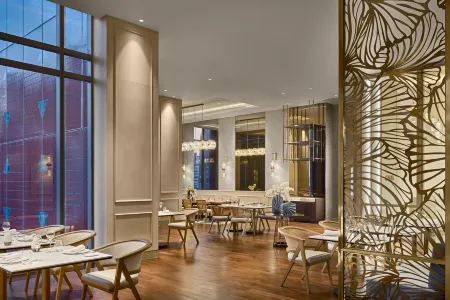 Chatrium Grand Bangkok Отели рядом с достопримечательностью «Wat Mai Phiren»