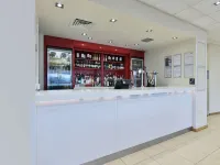 Travelodge Torquay - Baarit
