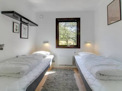 "Hannu" - 900m from the Sea - parking