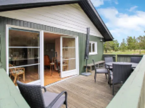 "Juste" - 2.2km from the Sea