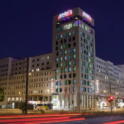 Vienna House by Wyndham Andel's Berlin Các khách sạn gần Đội hockey Eisbaren Berlin
