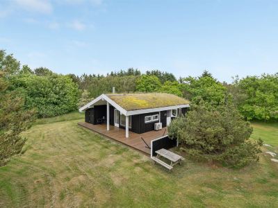 "Evan" - 1.3km from the Sea