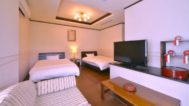 Unaginoyu No Yado Takuhide Hotels near Japan Kokeshi Museum