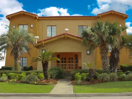 La Quinta Inn by Wyndham New Orleans Veterans / Metairie